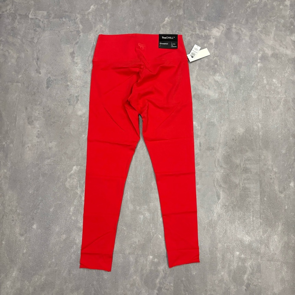 TNA Aritzia Atmosphere Hibiscus Red High Waist 7/8 Legging Size Large NWT - Picture 4 of 8